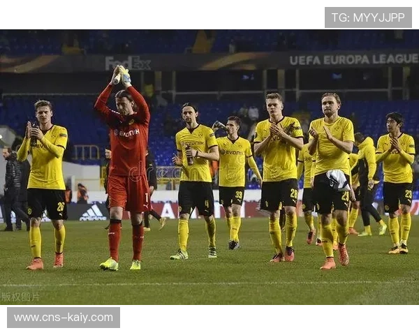 朗斯六连胜登顶,防守疲态显现有待调整 朗斯六连胜登顶,防守疲态显现有待调整